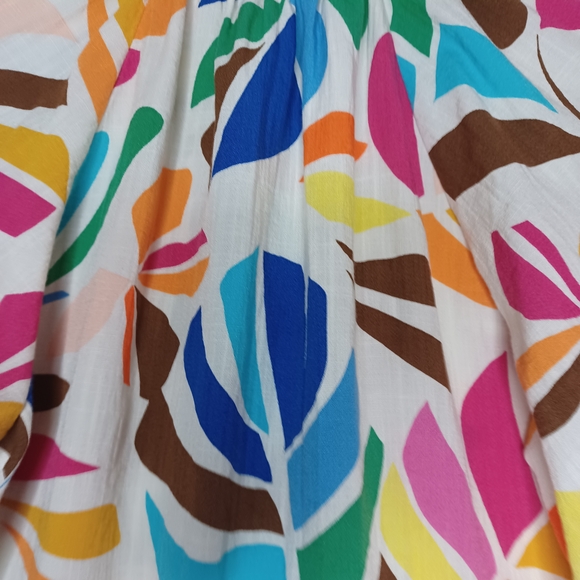 Tabitha Multicolor Leaf Pattern Tunic - Picture 8 of 15